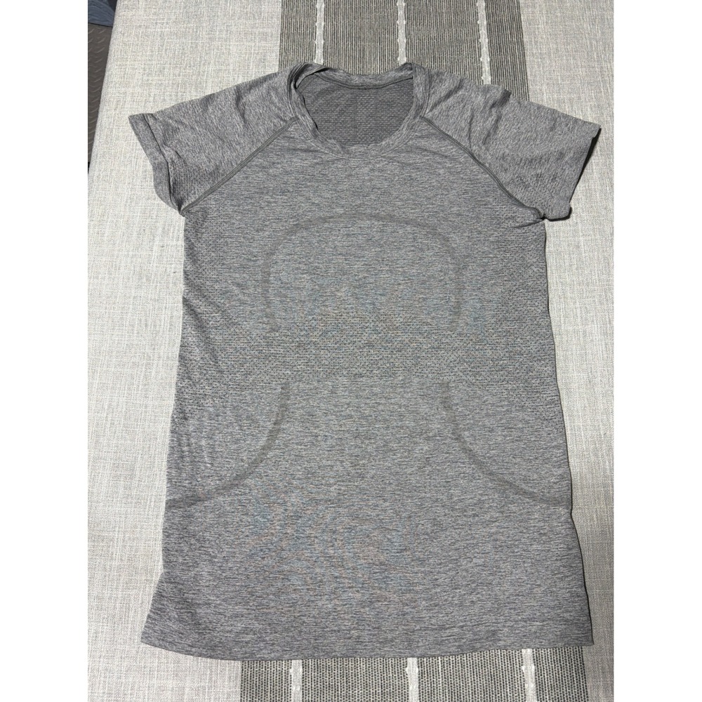 Lululemon Swiftly Tech Short Sleeve 2.0 Crew Shirt Heathered Black Gray Size 8